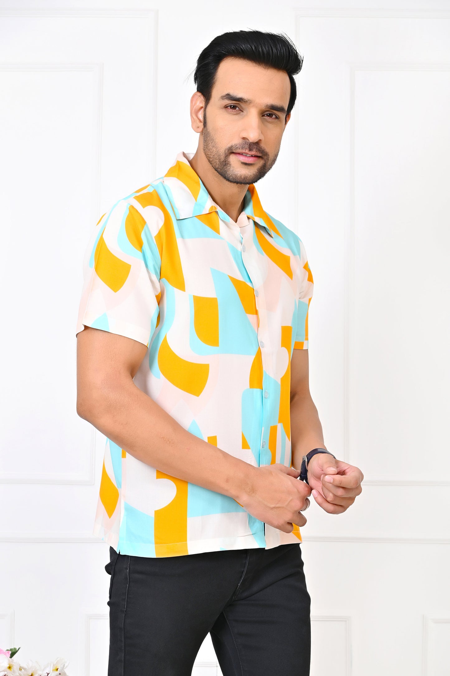 Men’s Abstract Short Sleeve Shirt – Turquoise & Orange Beach Outfit