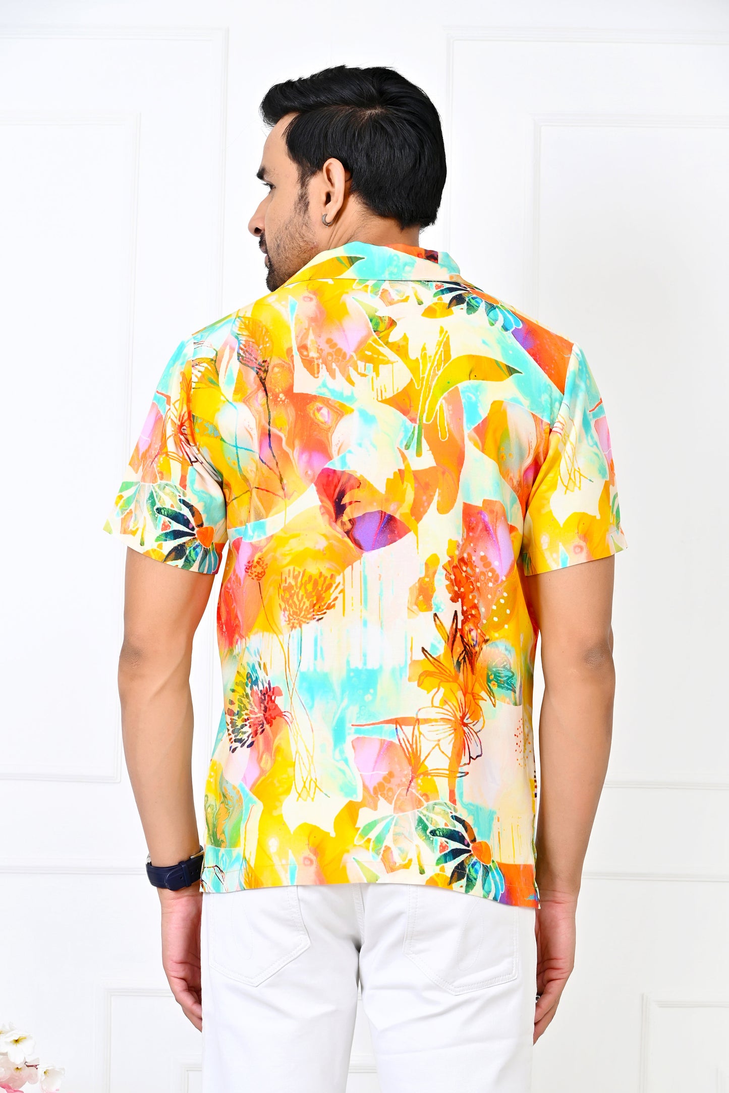 Men’s Yellow Floral Short Sleeve Shirt – Summer Beach Resort Outfit