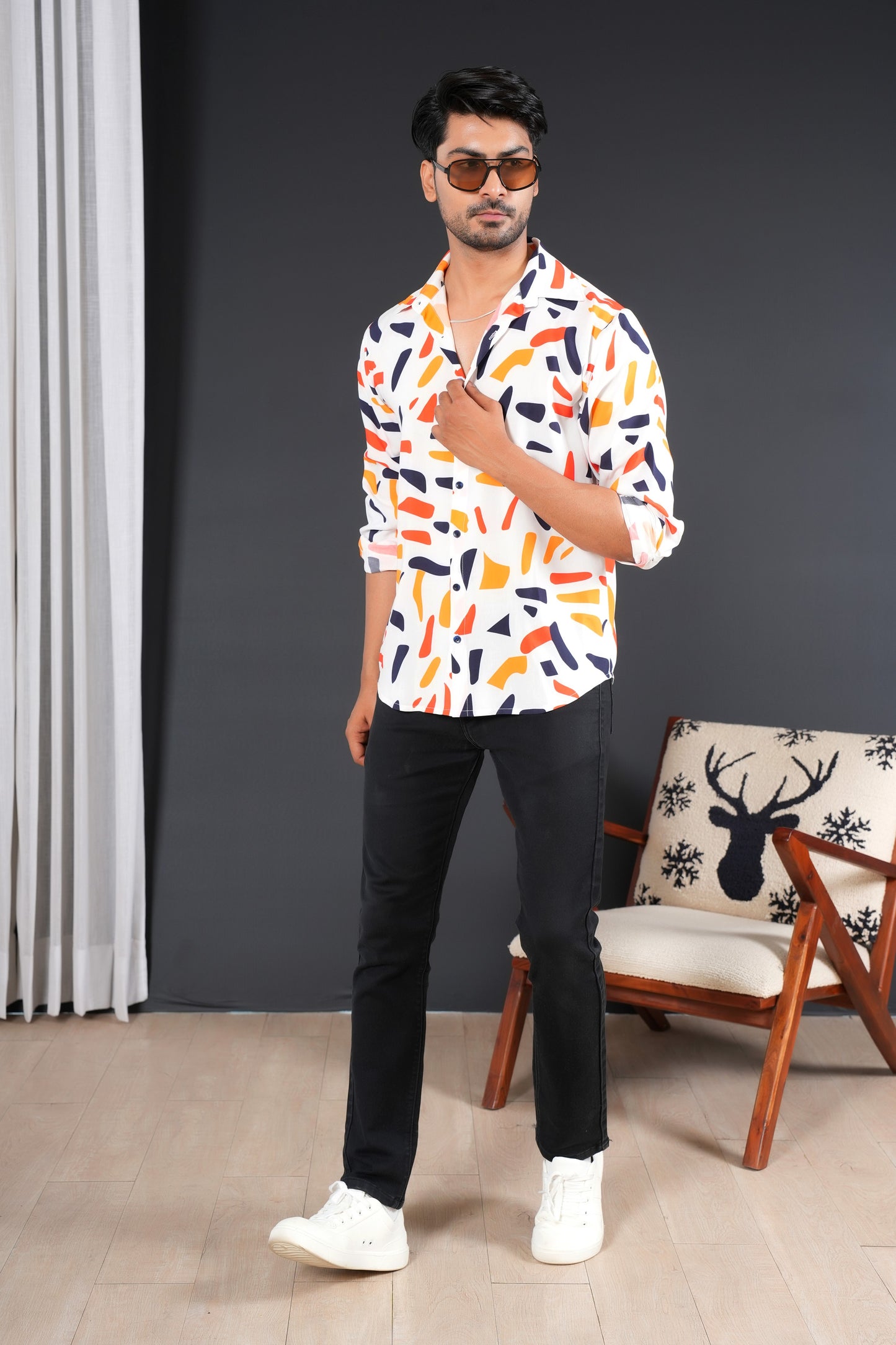 Men’s Full Sleeve Shirt – Tropical Print Lightweight Holiday Wear