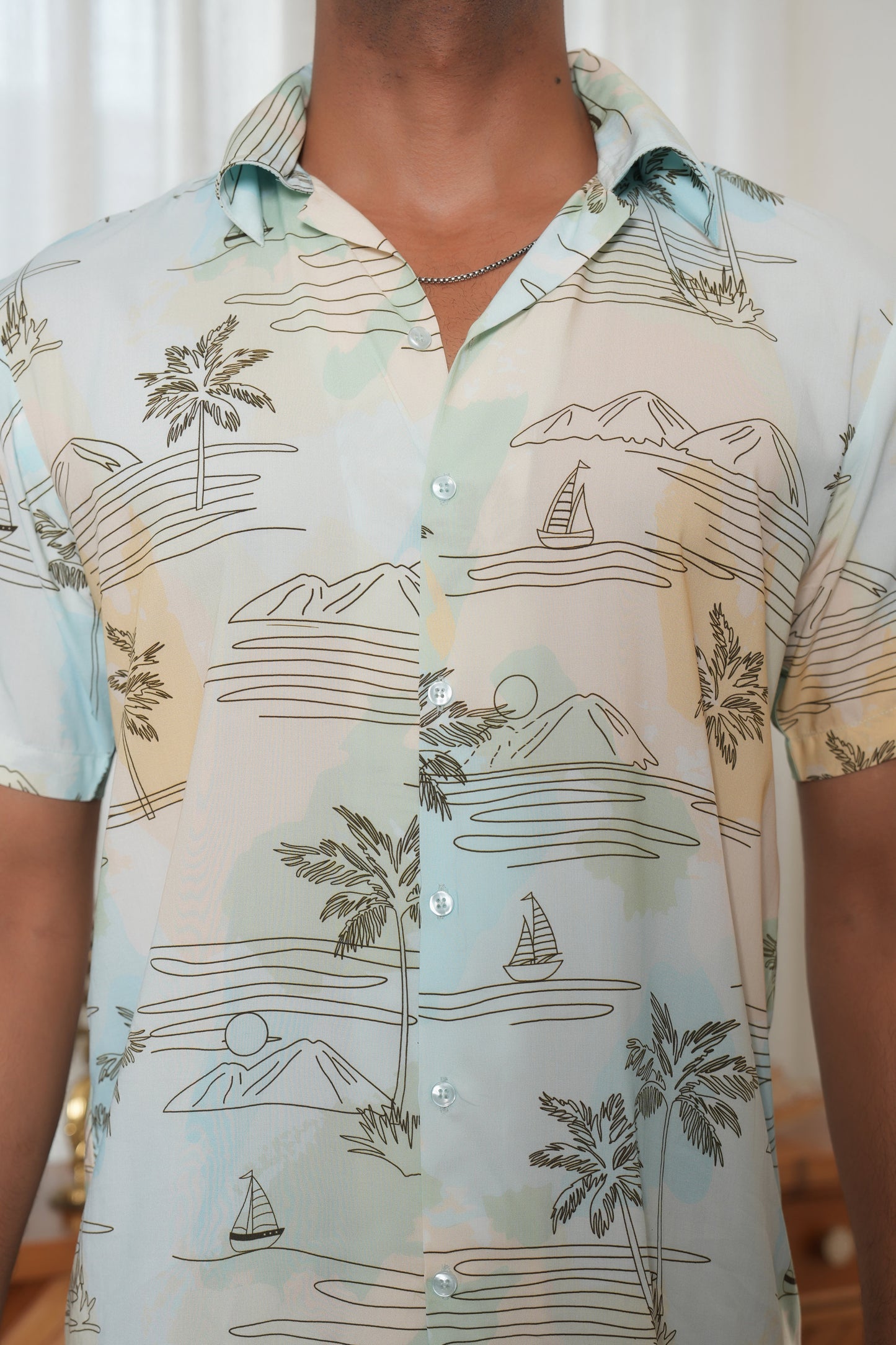 Men’s Short Sleeve Resort Shirt – Casual Vacation Outfit