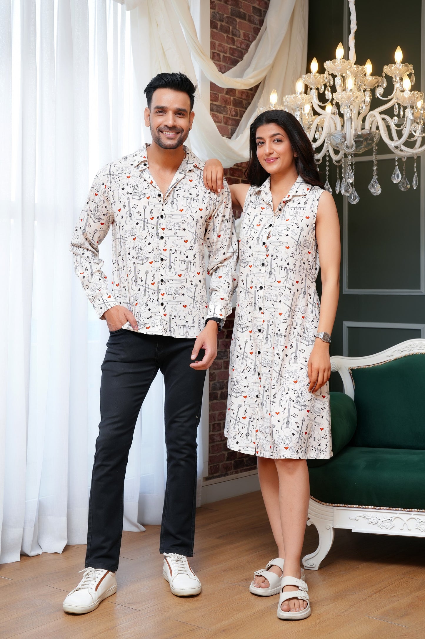 Couple Printed Outfit Combo – Stylish Resortwear Pairing