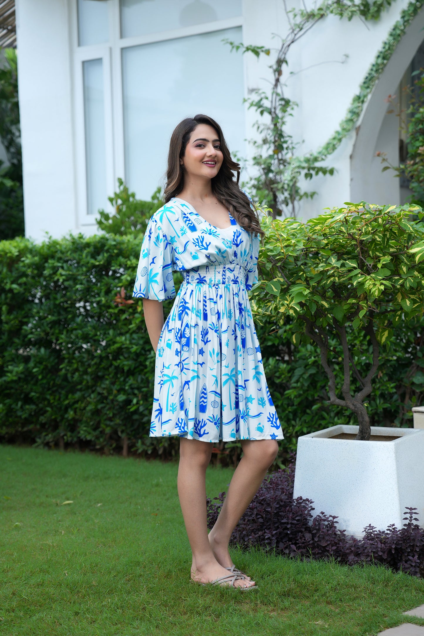 Womens Short Beach Dress – V Neck Resort Outfit for Vacation Dinner Birthday and Holiday Party XL