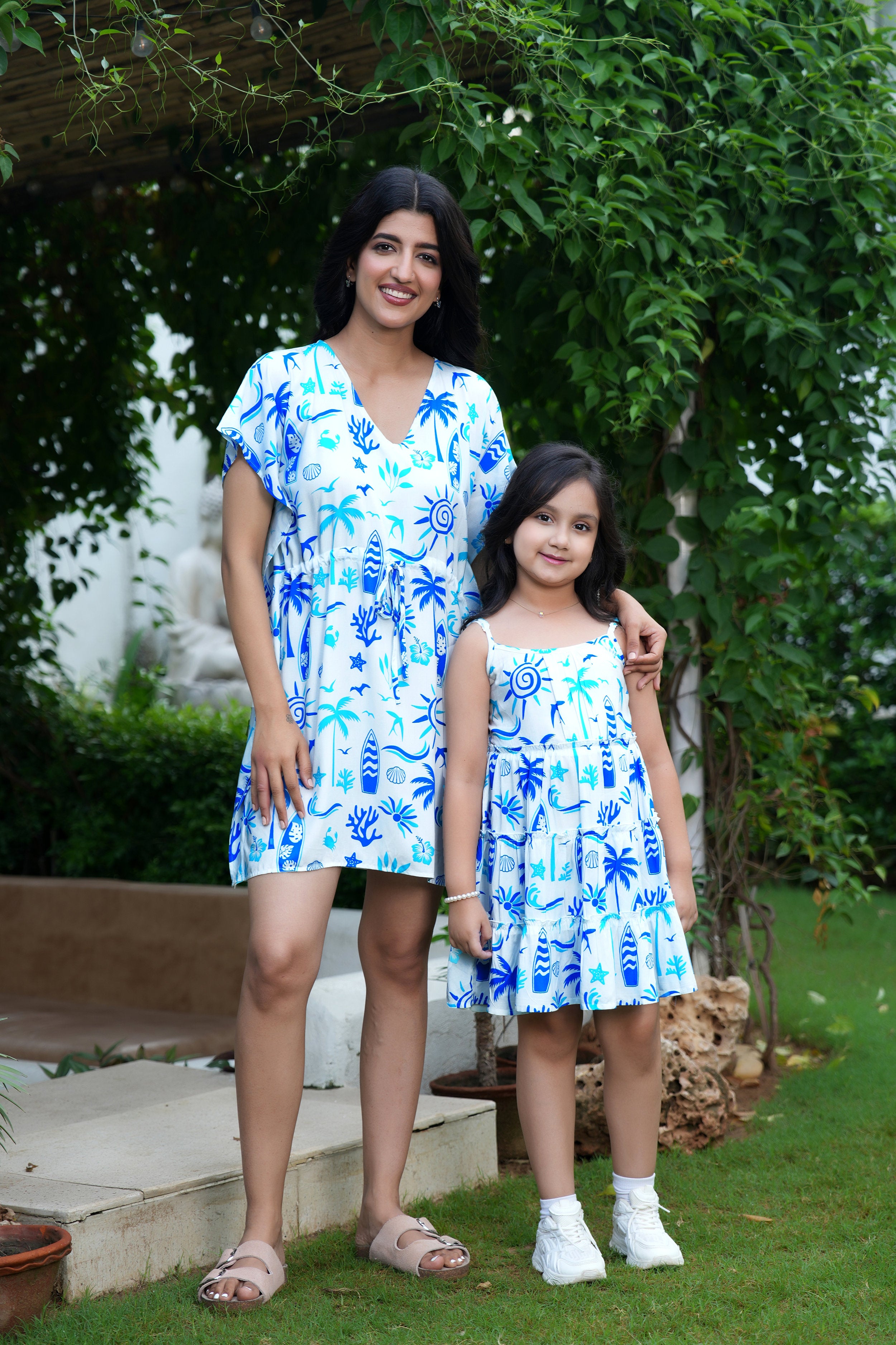 Mother Daughter Matching Beach Dresses – Vacation Resort Wear for Birthday and Family Holiday