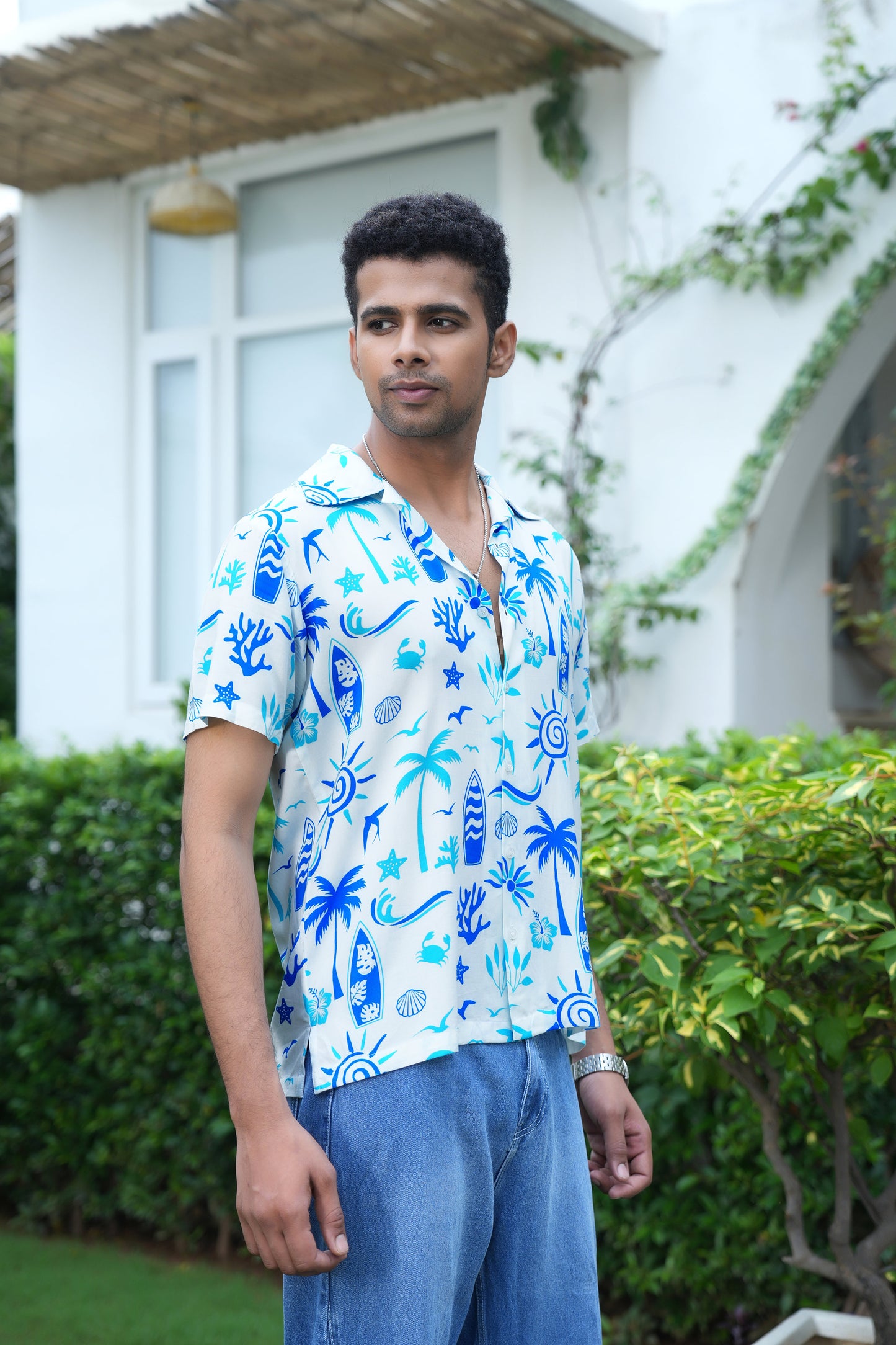 Mens Short Sleeve Beach Shirt – Pool Party Resort Holiday and Vacation Wear