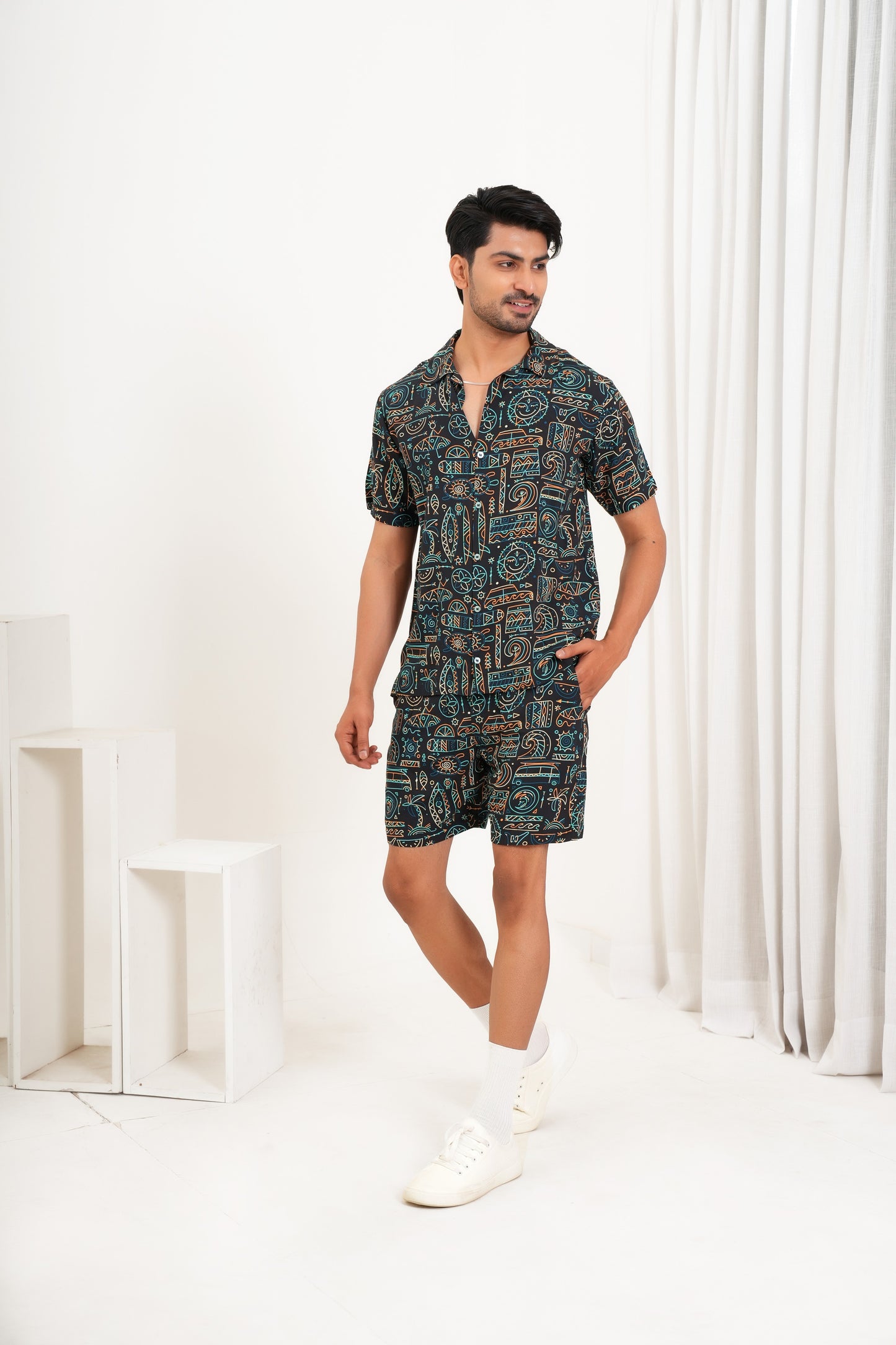 Men’s Matching Shirt and Short Co-ord Set – Printed Statement Look