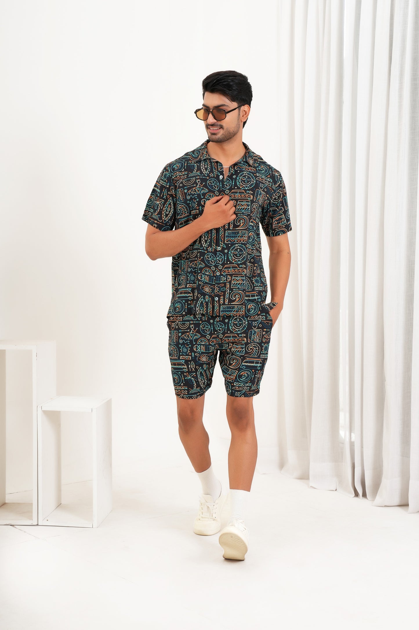 Men’s Matching Shirt and Short Co-ord Set – Printed Statement Look
