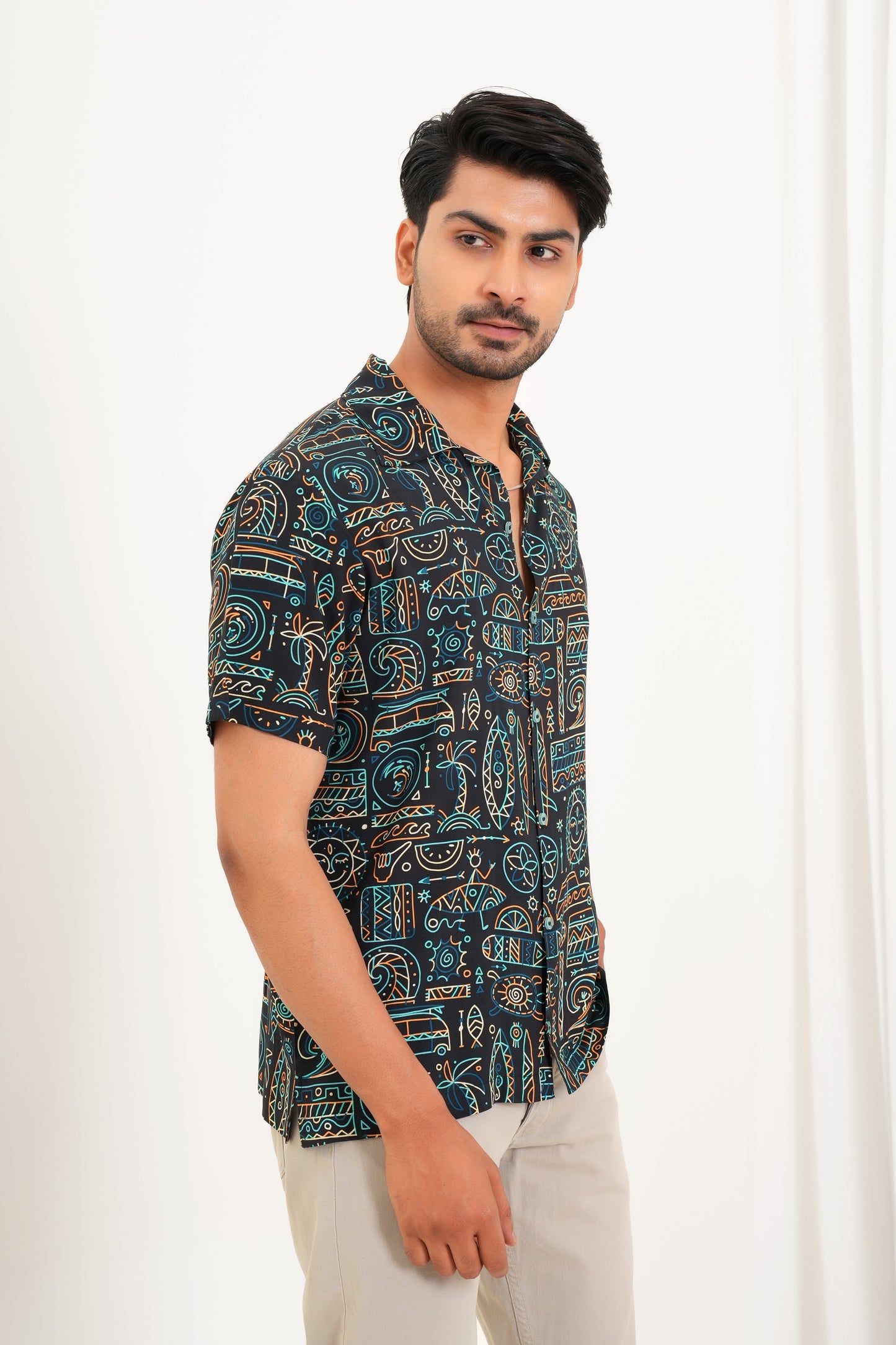 Men’s Printed Shirt – Short Sleeve, Statement Casual