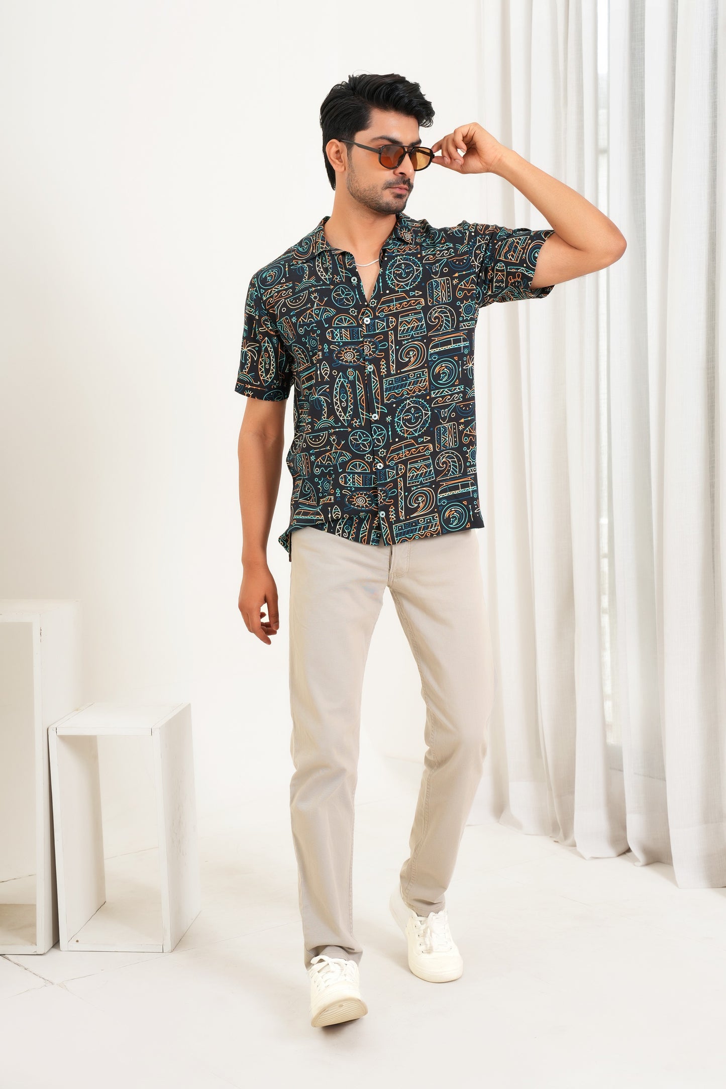Men’s Printed Shirt – Short Sleeve, Statement Casual