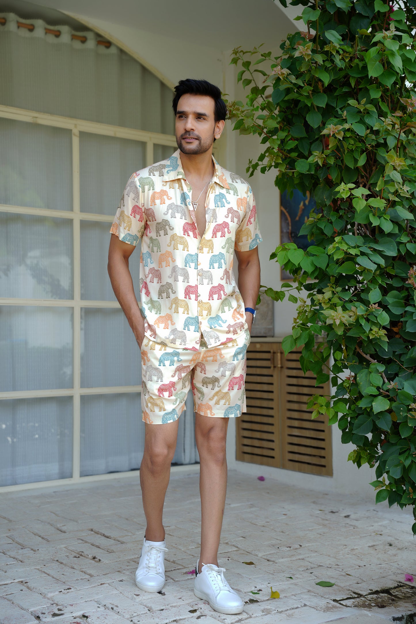 Mens Beach Co Ord Set – Tropical Shirt and Shorts Outfit for Vacation Pool Party and Resort Holiday