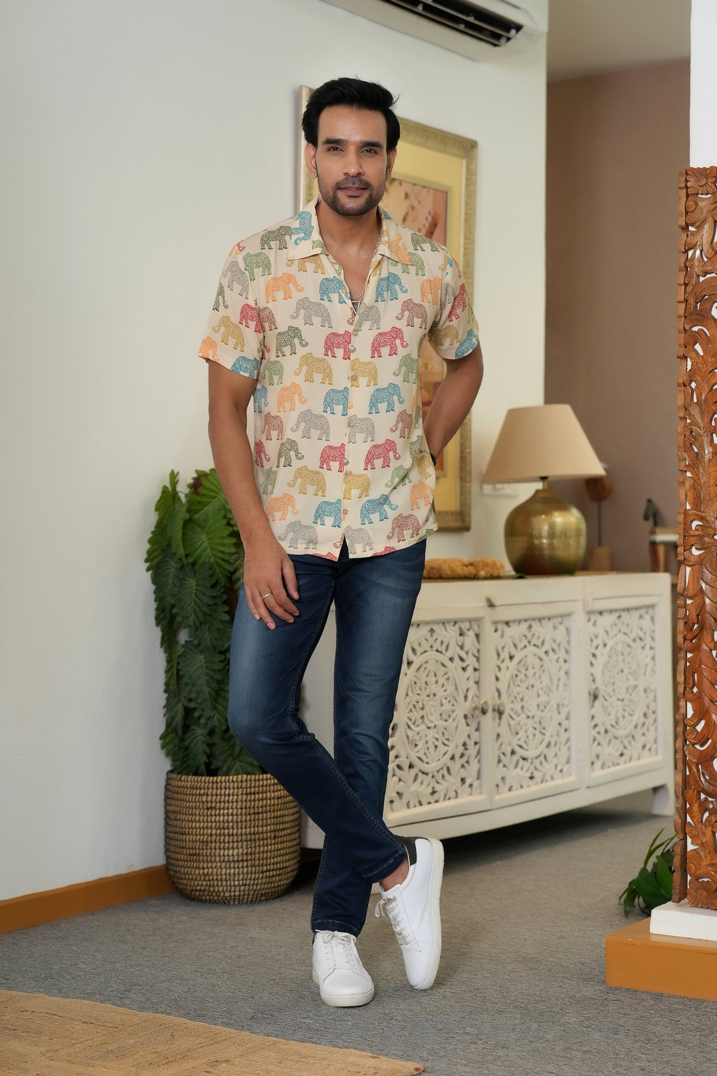 Mens Short Sleeve Beach Shirt – Pool Party Resort Holiday and Vacation Wear