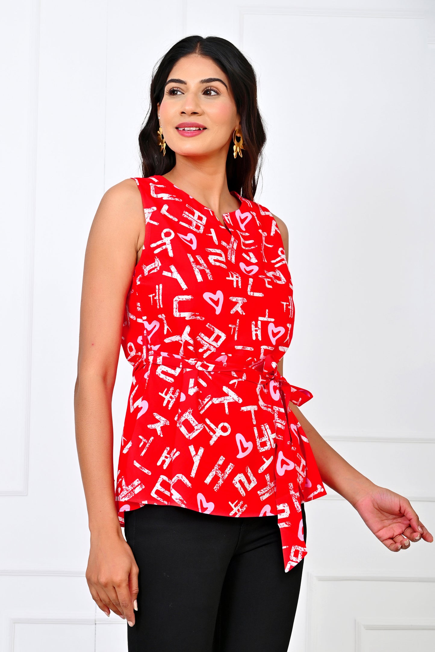 Women’s Love Script Printed Top – Casual Valentine Outfit