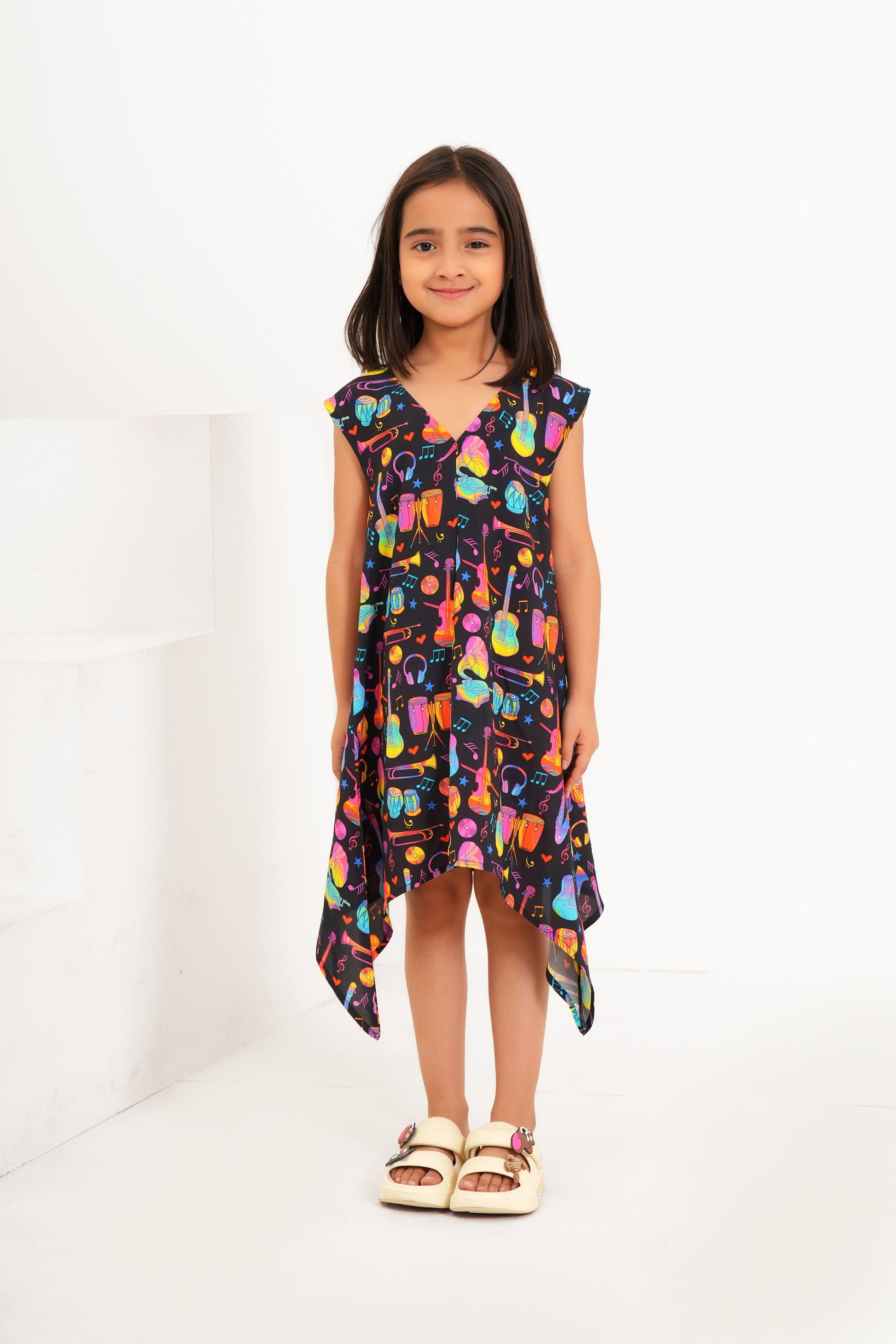 Girls A-Line Dress Sleeveless Printed Summer Look 10-11Y Girls A-Line Dress Sleeveless Printed Summer Look 10-11Y