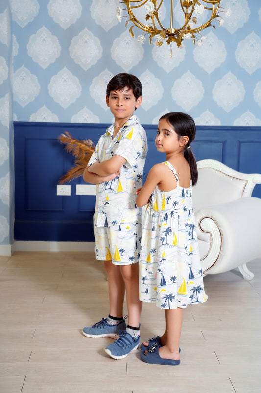 Brother-Sister Matching Holiday Outfits – Tropical Resort Wear for Kids