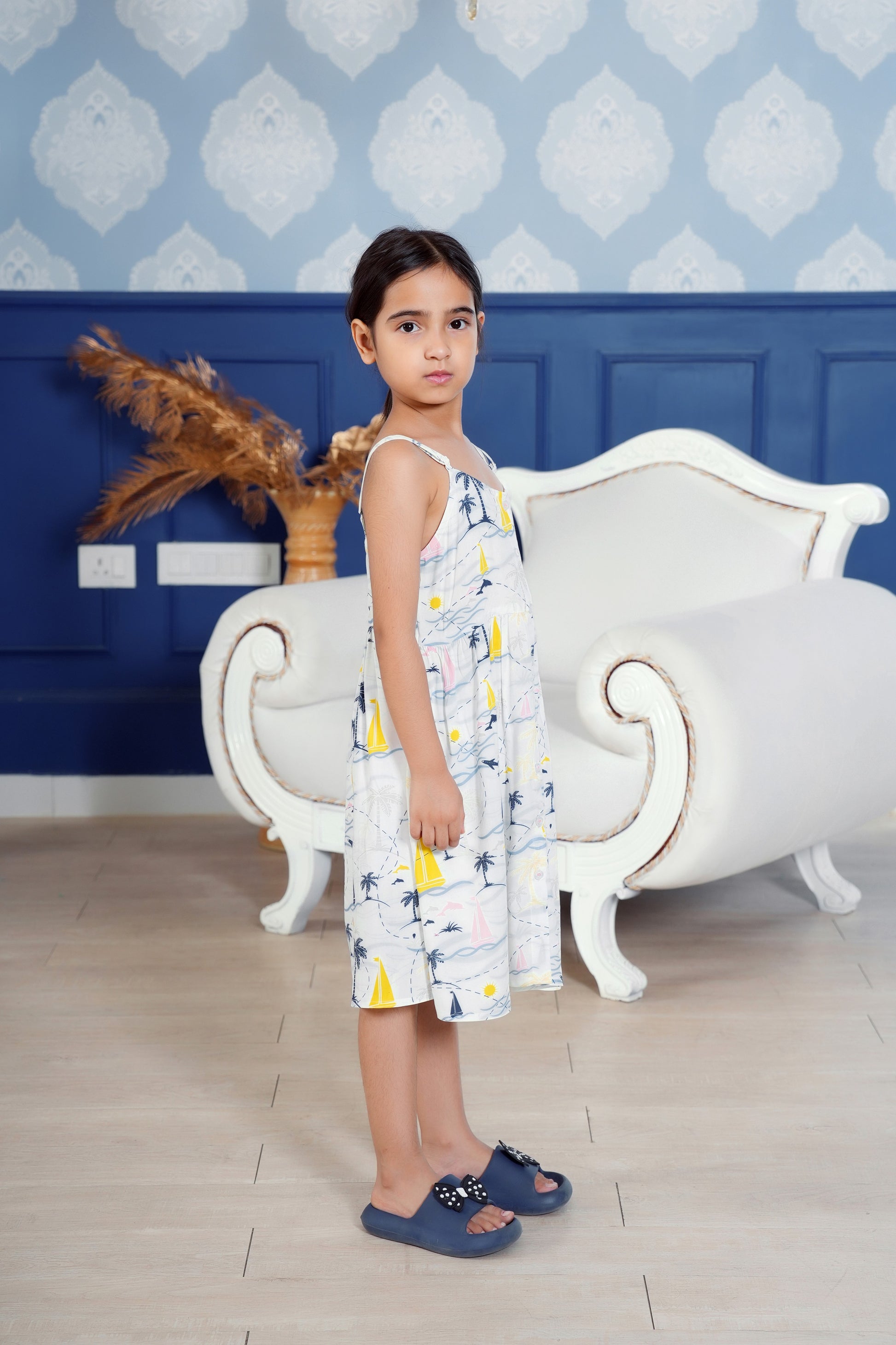 Girls' Sleeveless Tropical Midi Dress – Viscose Summer Wear 8-9Y Girls' Sleeveless Tropical Midi Dress – Viscose Summer Wear 8-9Y