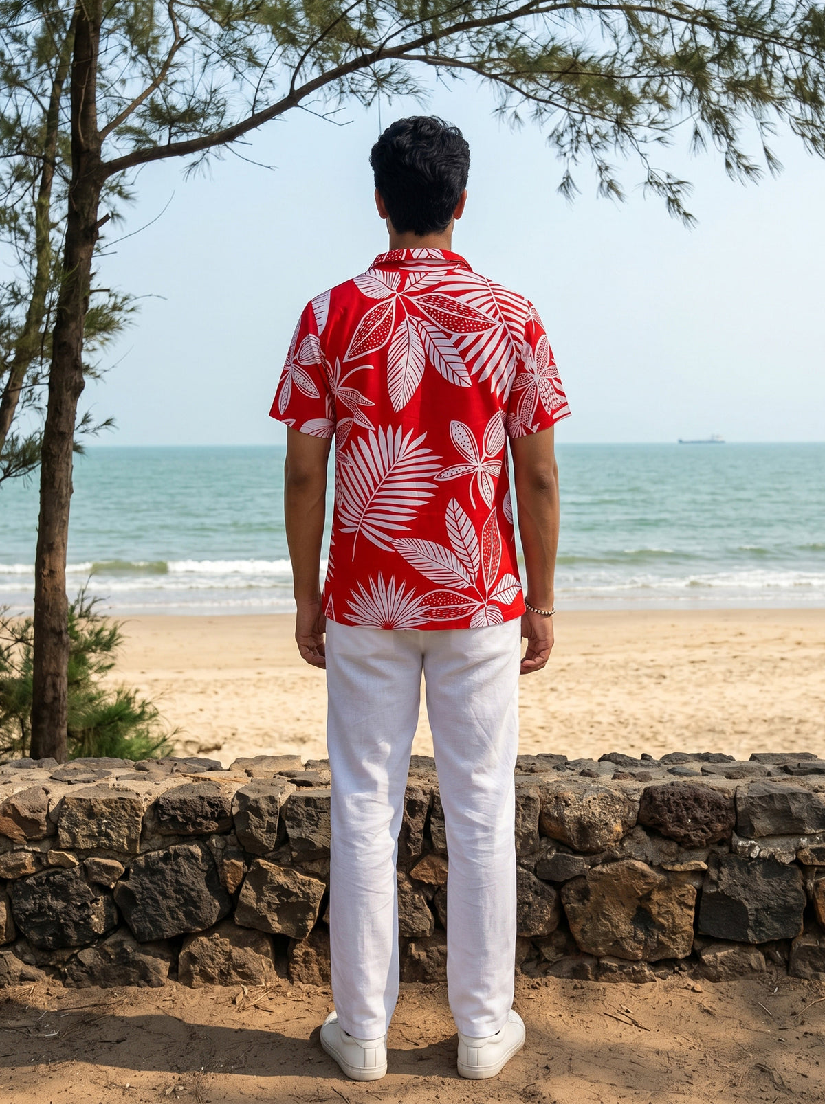 Men’s Short Sleeve Resort Shirt – Beach & Pool Party Wear