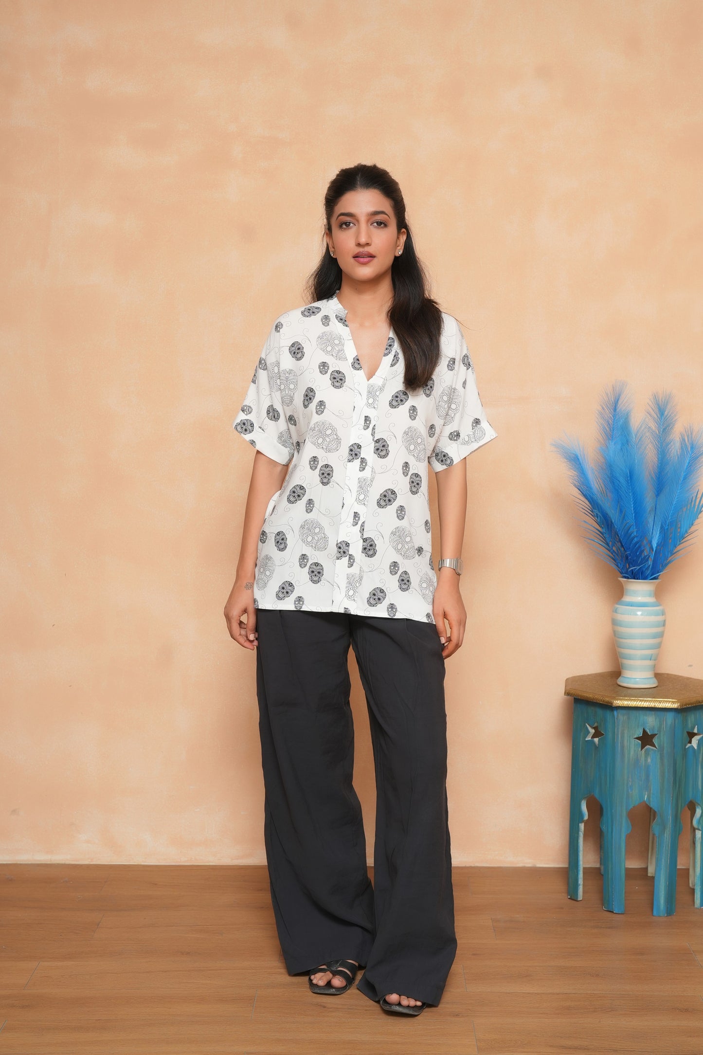 Women's Sleeveless Top – Tropical Casual Holiday Wear