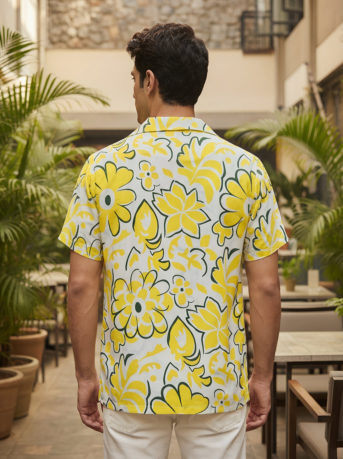 Mens Short Sleeve Beach Shirt – Pool Party Resort Holiday Vacation Wear & Tropical Travel