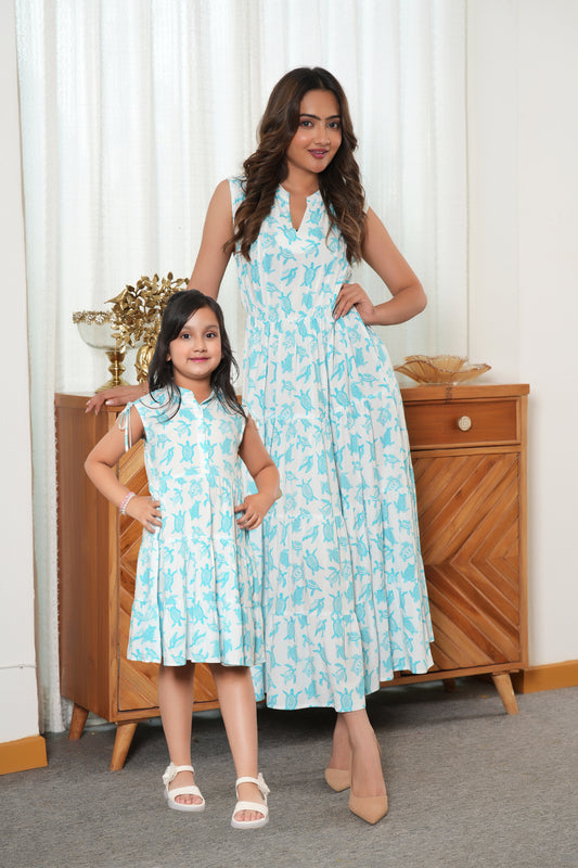 Mother & Daughter Matching Dress Set – Tropical Vacation Outfits
