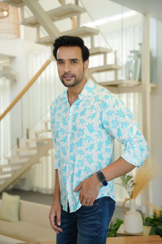 Men’s Full Sleeve Tropical Shirt – White Resort Wear for Vacations