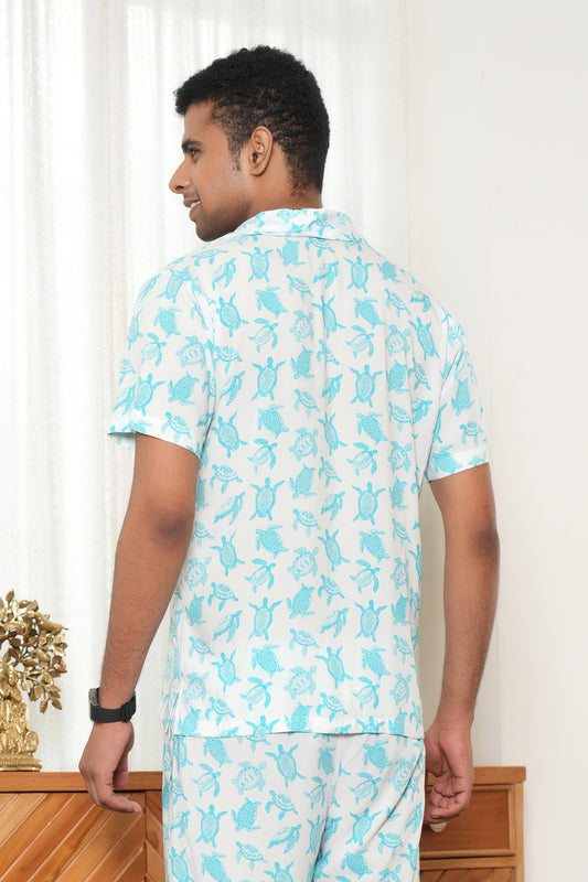 Men’s Short Sleeve Tropical Shirt – White Summer Vacation Outfit