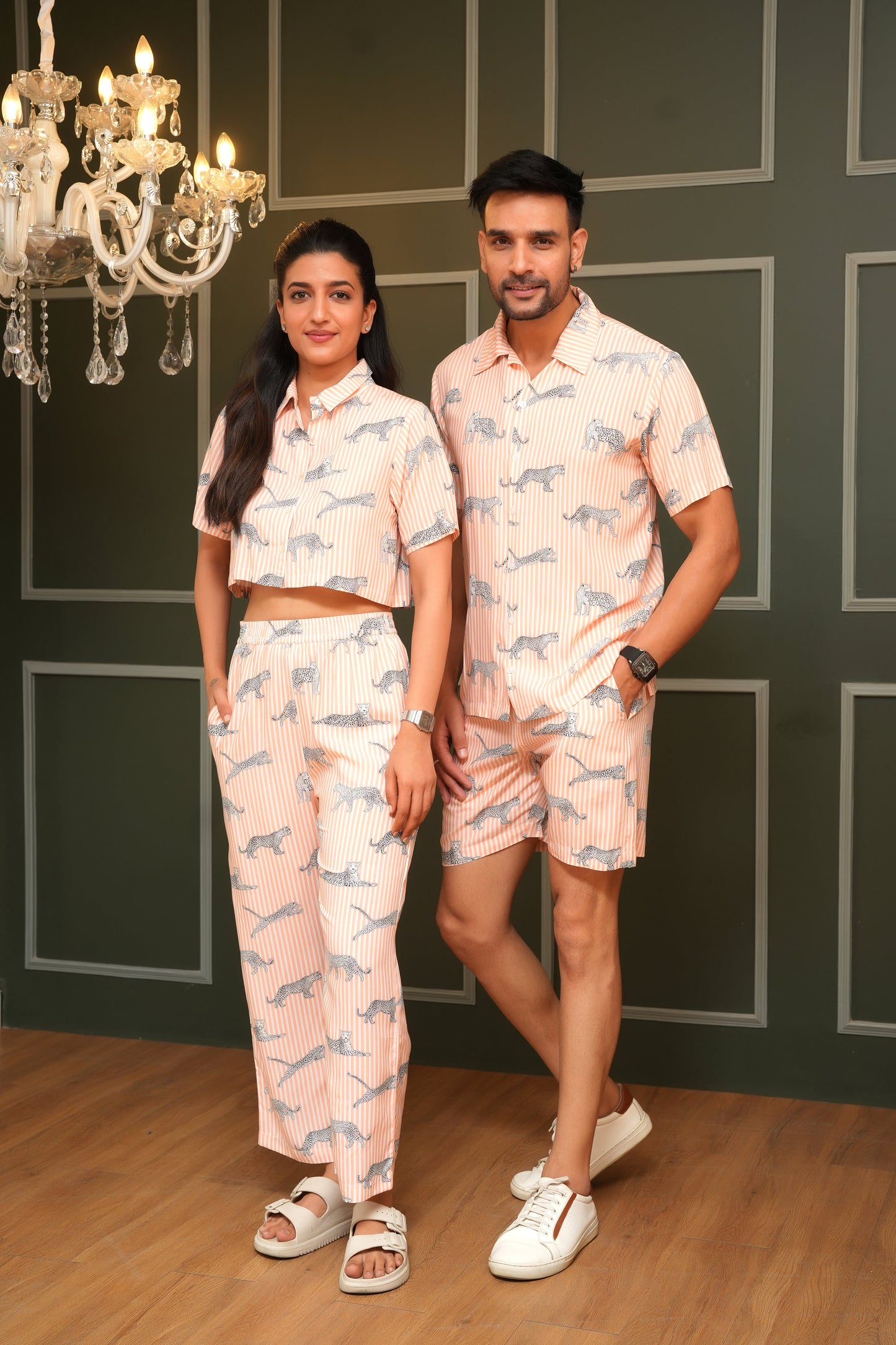 Couples’ Resort Matching Outfits – Stylish Beach Holiday Look