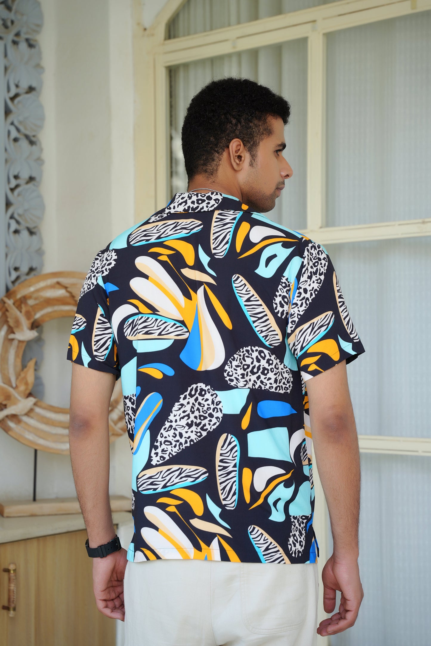 Mens Short Sleeve Beach Shirt – Pool Party and Holiday Wear