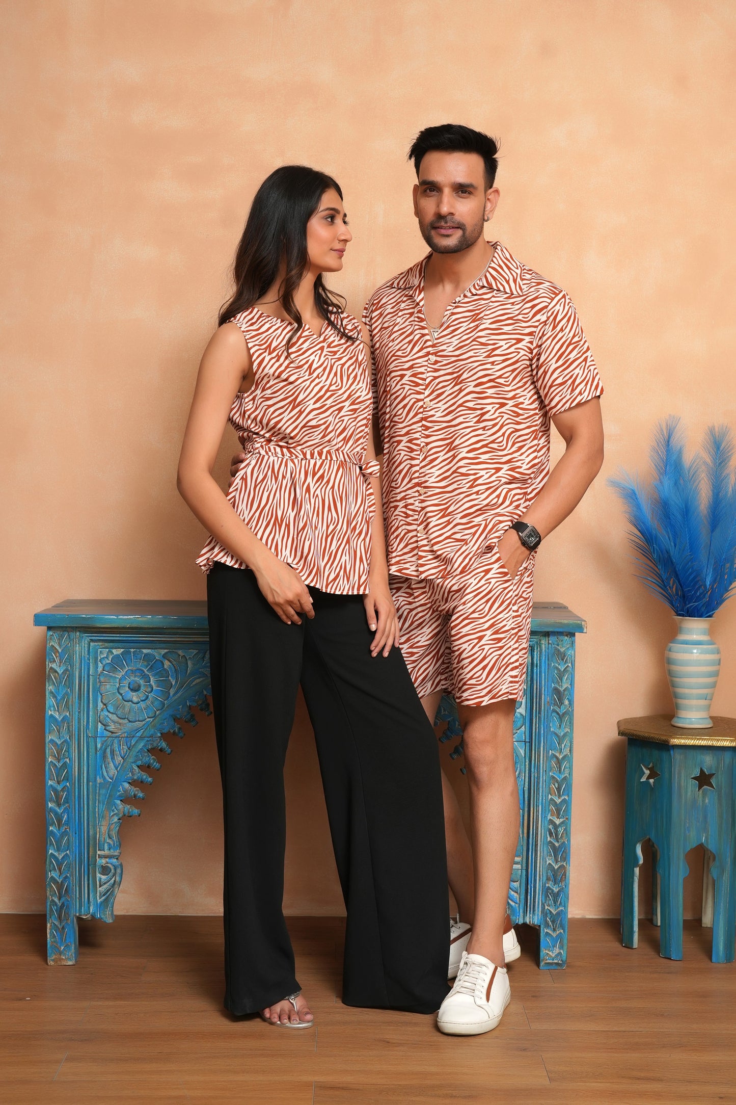 Couples’ Resort Matching Outfits Combo – Stylish Beach Holiday Look